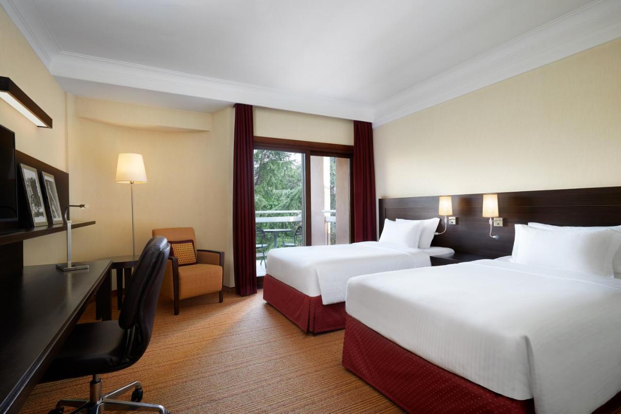 Courtyard By Marriott Rome Central Park Esterno foto