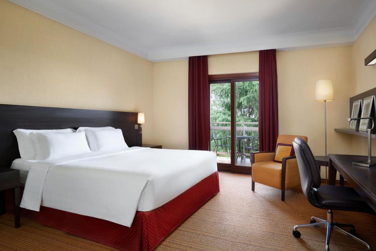 Courtyard By Marriott Rome Central Park Esterno foto