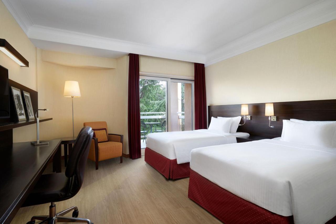Courtyard By Marriott Rome Central Park Esterno foto