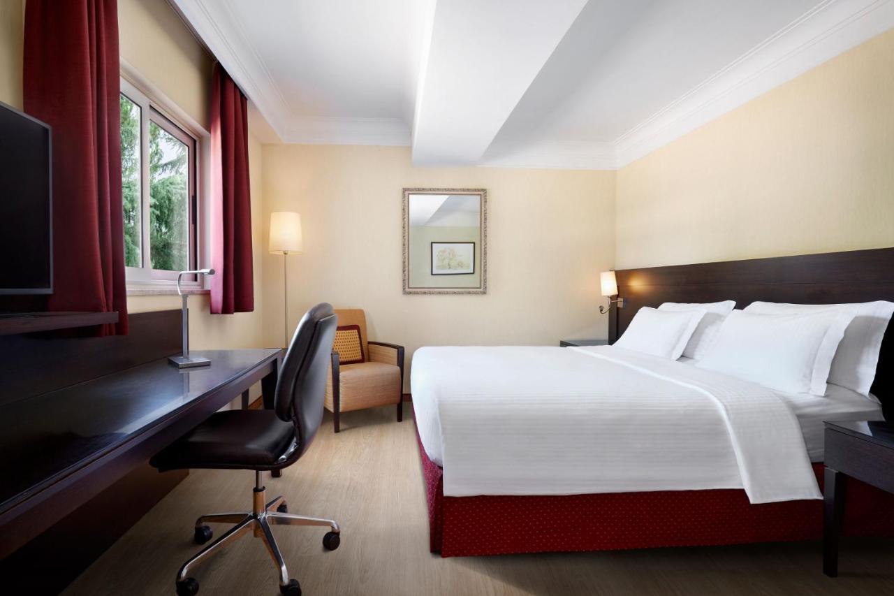 Courtyard By Marriott Rome Central Park Esterno foto
