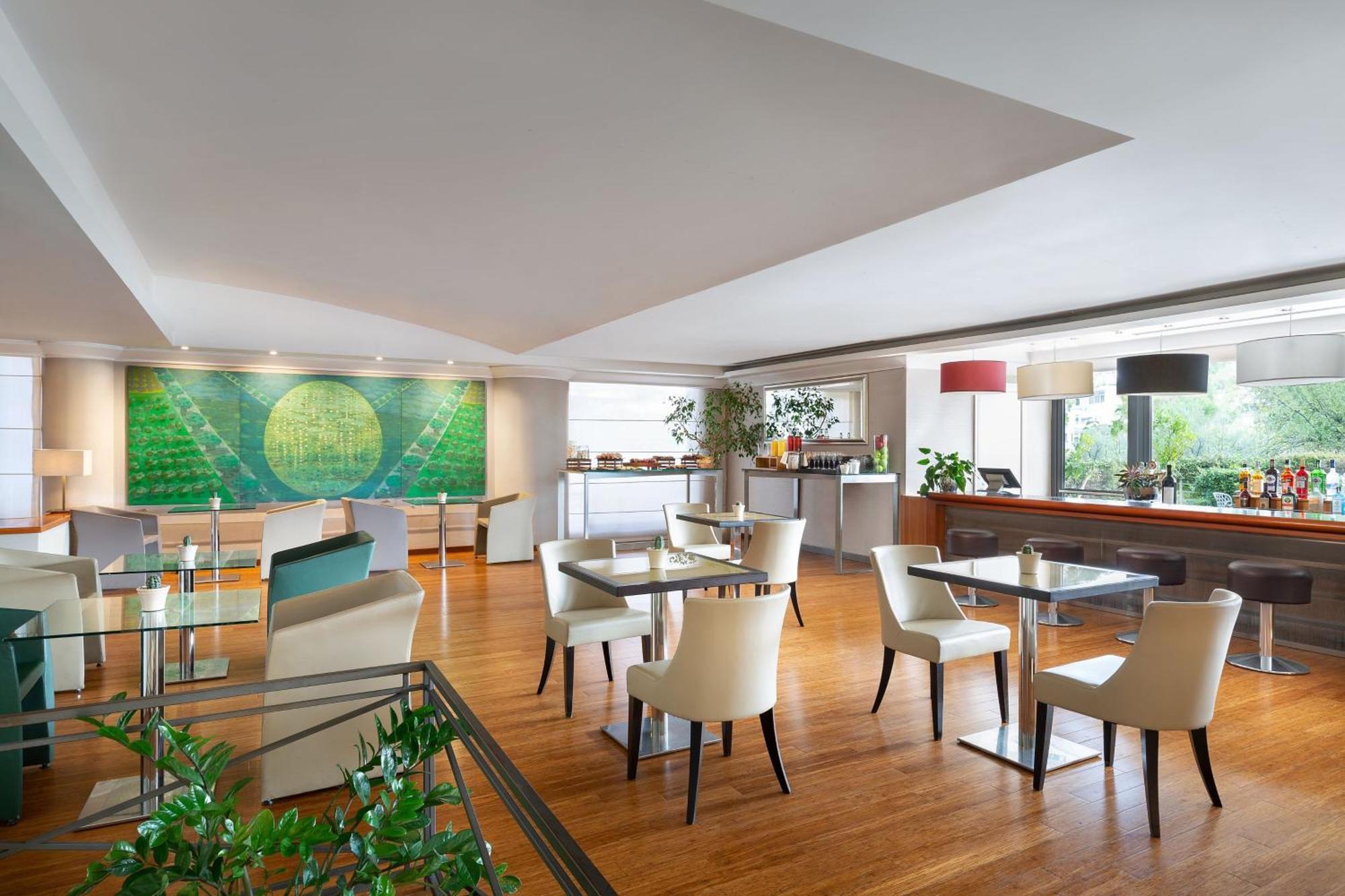 Courtyard By Marriott Rome Central Park Esterno foto