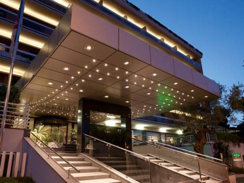 Courtyard By Marriott Rome Central Park Esterno foto